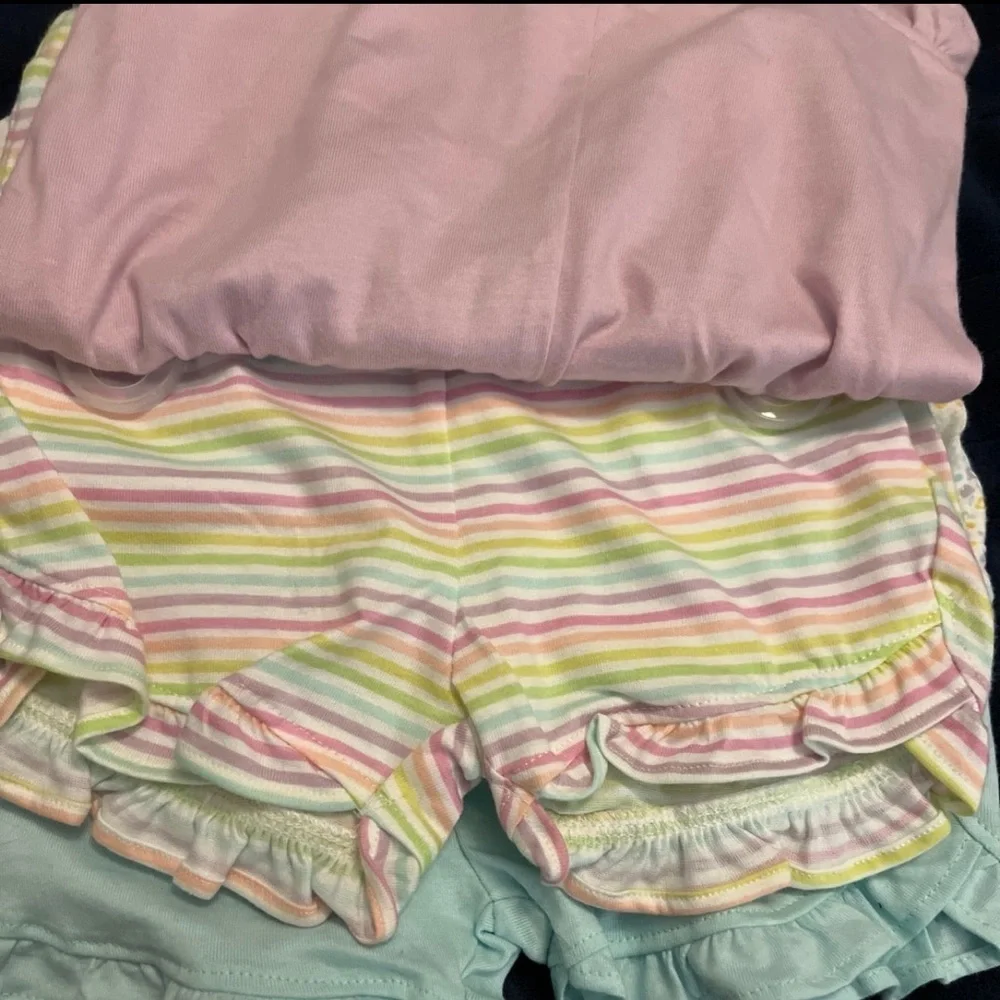 The Children’s Place-4 pack Girl’s Shorts Size 18-24M